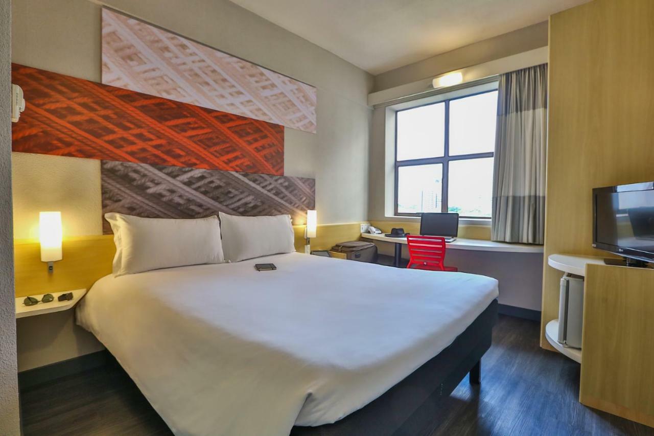 Hotel Ibis Maringá Exteriér fotografie