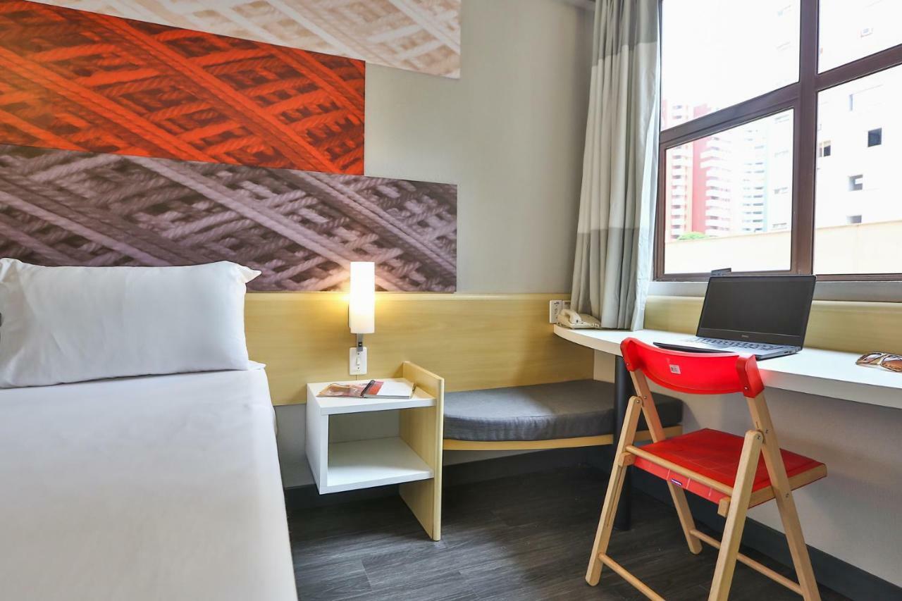 Hotel Ibis Maringá Exteriér fotografie